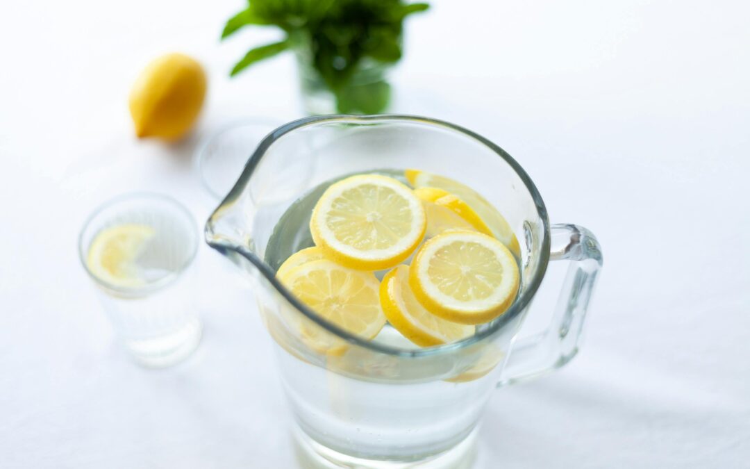 Mehr Wasser trinken im Alltag! 5 hilfreiche Tipps